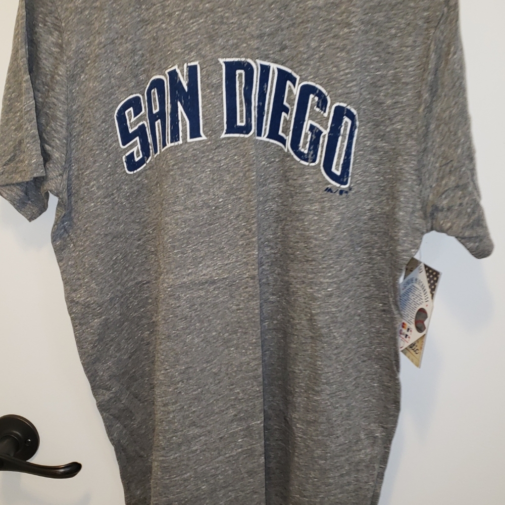 NWT SAN DIEGO PADRES LARGE KEMP 49.00 Plus Tx Orig